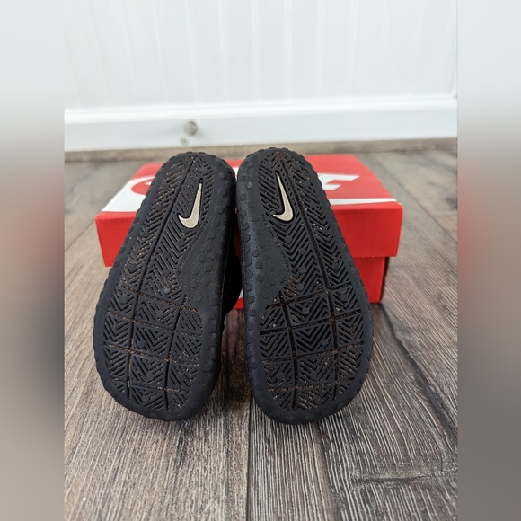 *SOLD* Nike Toddler 6 Boy Girl Black Water Shoes Sandals Sunray - Picture 4 of 5